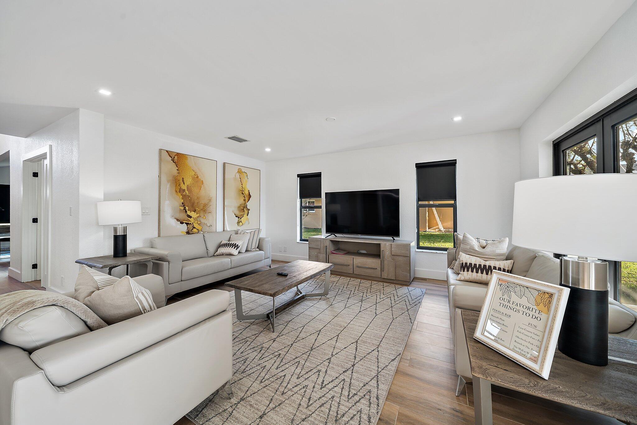 GREENVIEW SHORES 2 OF WELLINGTON - Residential