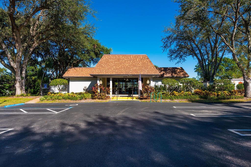 SHADYWOODS PH TWO - Residential Lease