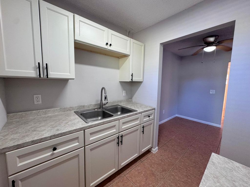 Photo of 1417 N Federal Highway #1, Lake Worth Beach, FL 33460 (MLS # R11040887)