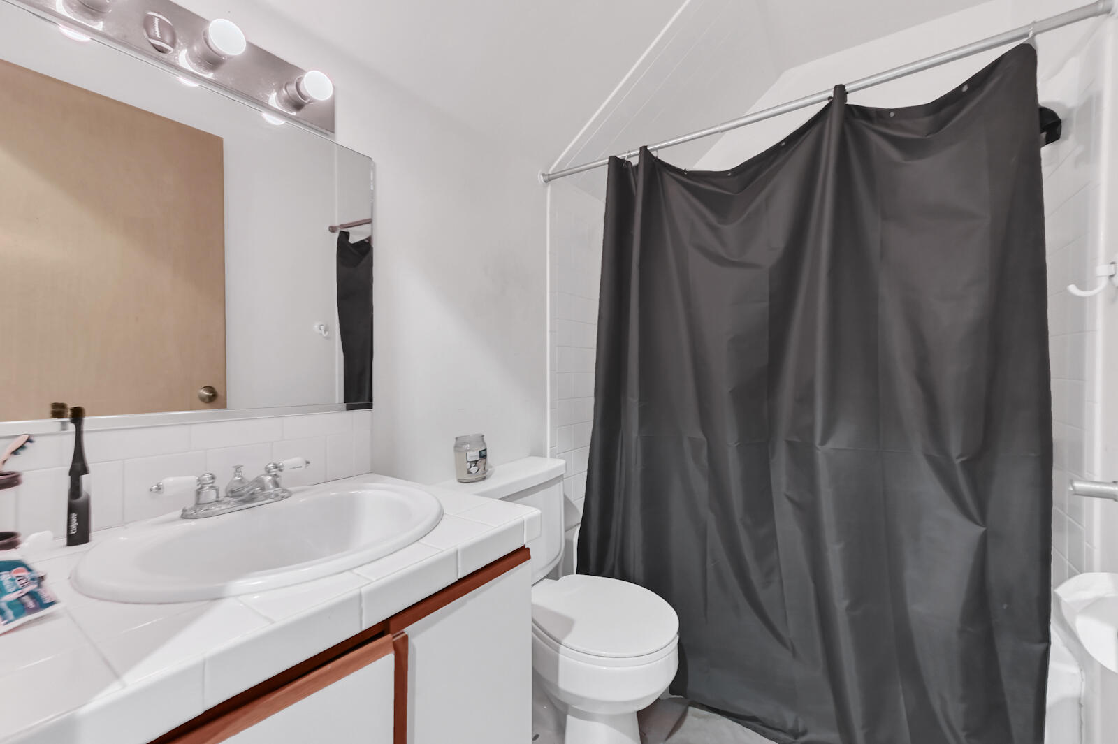 FOXHALL - Residential