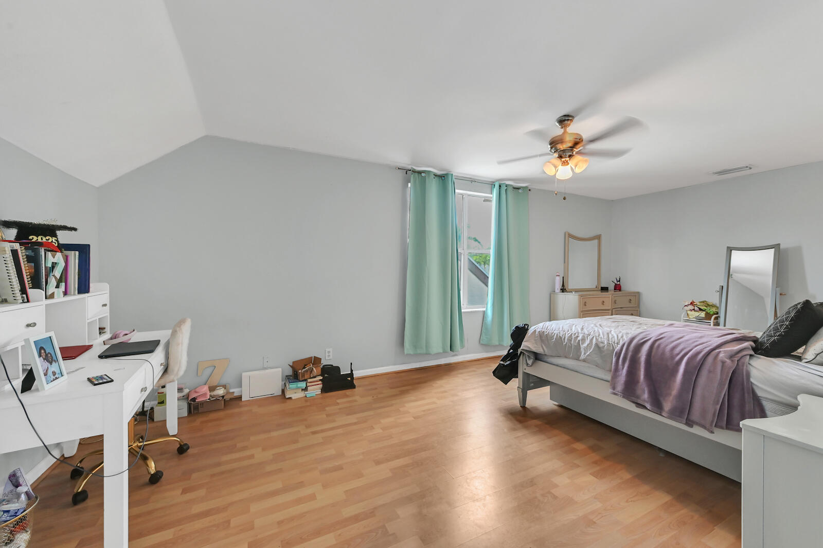 FOXHALL - Residential