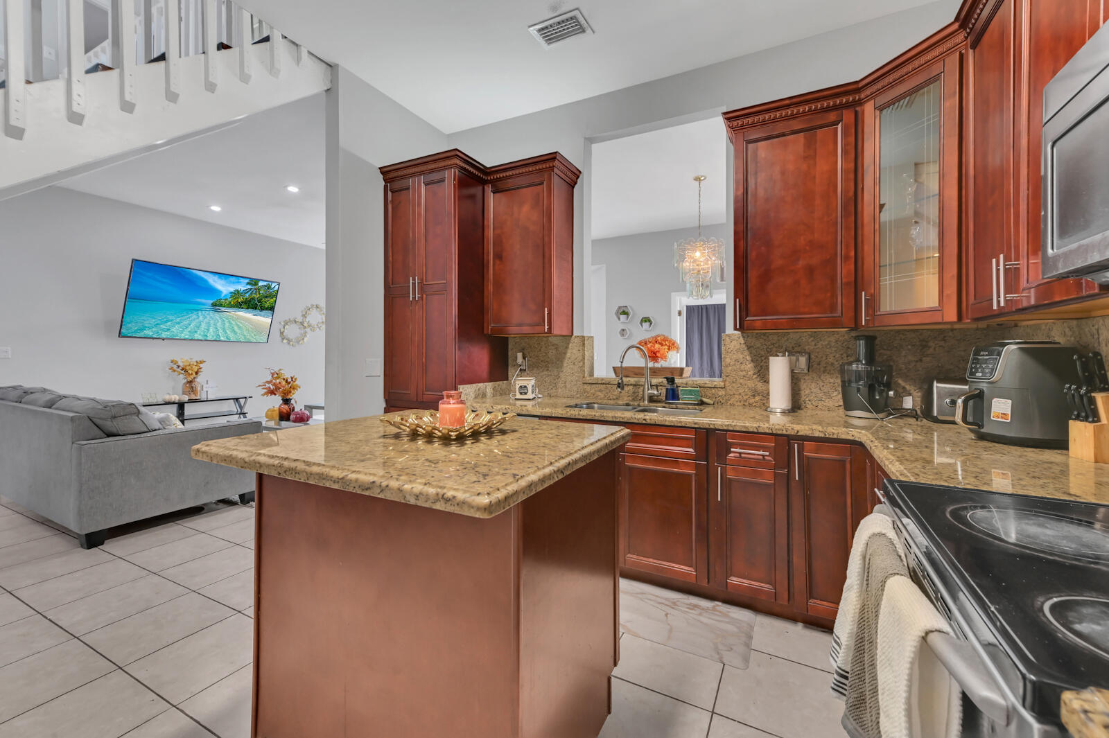 FOXHALL - Residential