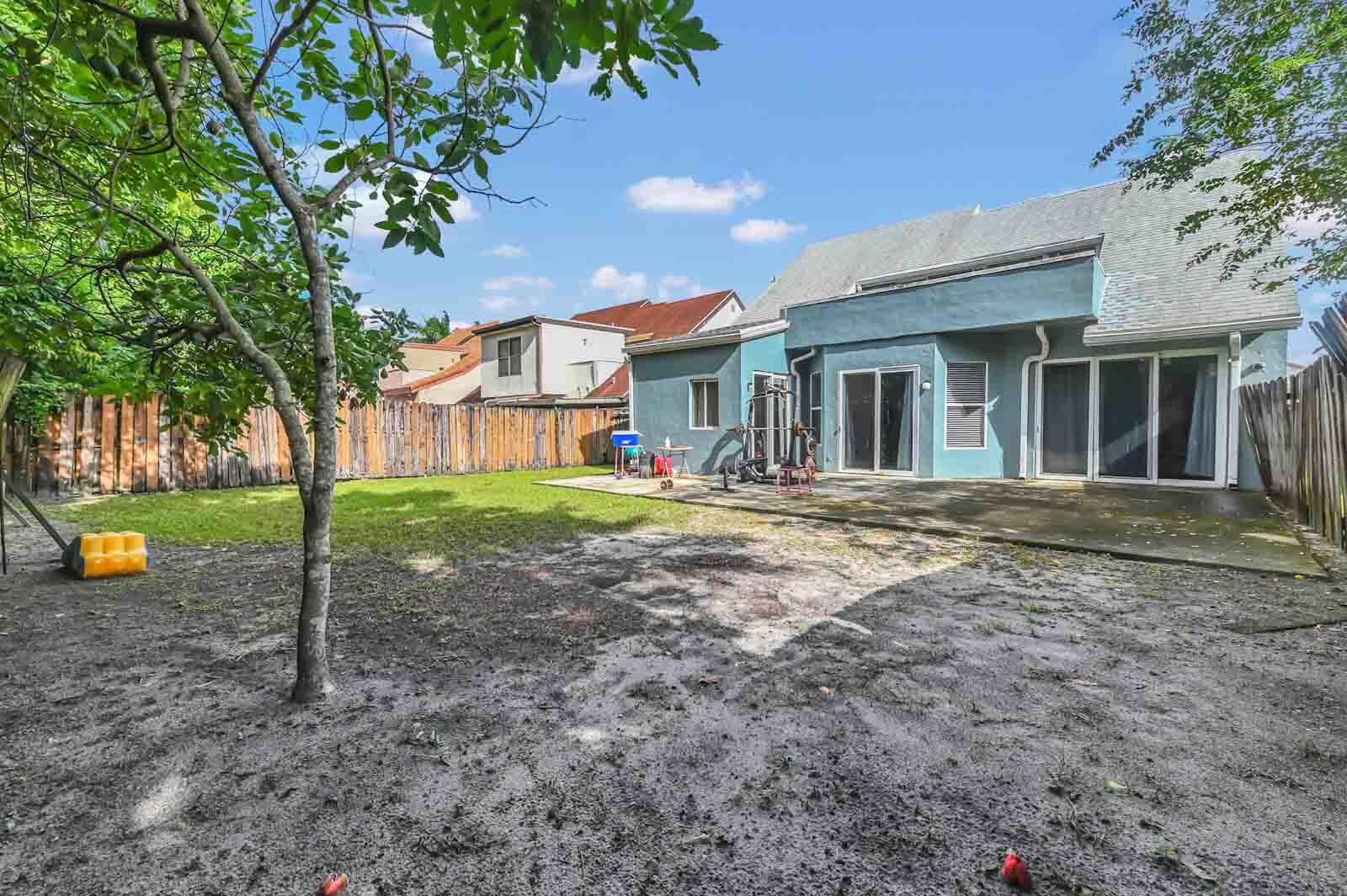 FOXHALL - Residential