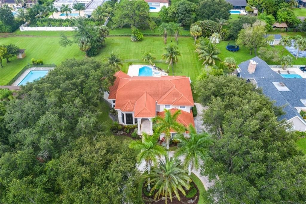 Photo of 6114 NW 74th Ter, Parkland, FL 33067 (MLS # F10292694)