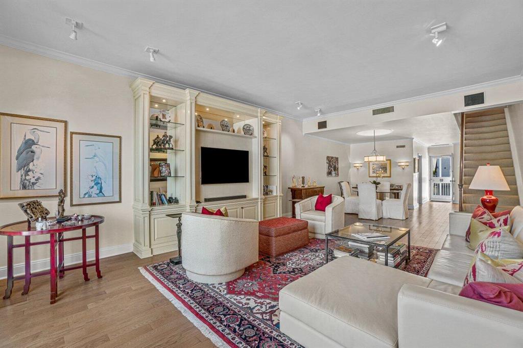 FOUR HUNDRED SO OCEAN BLVD CONDO - Residential