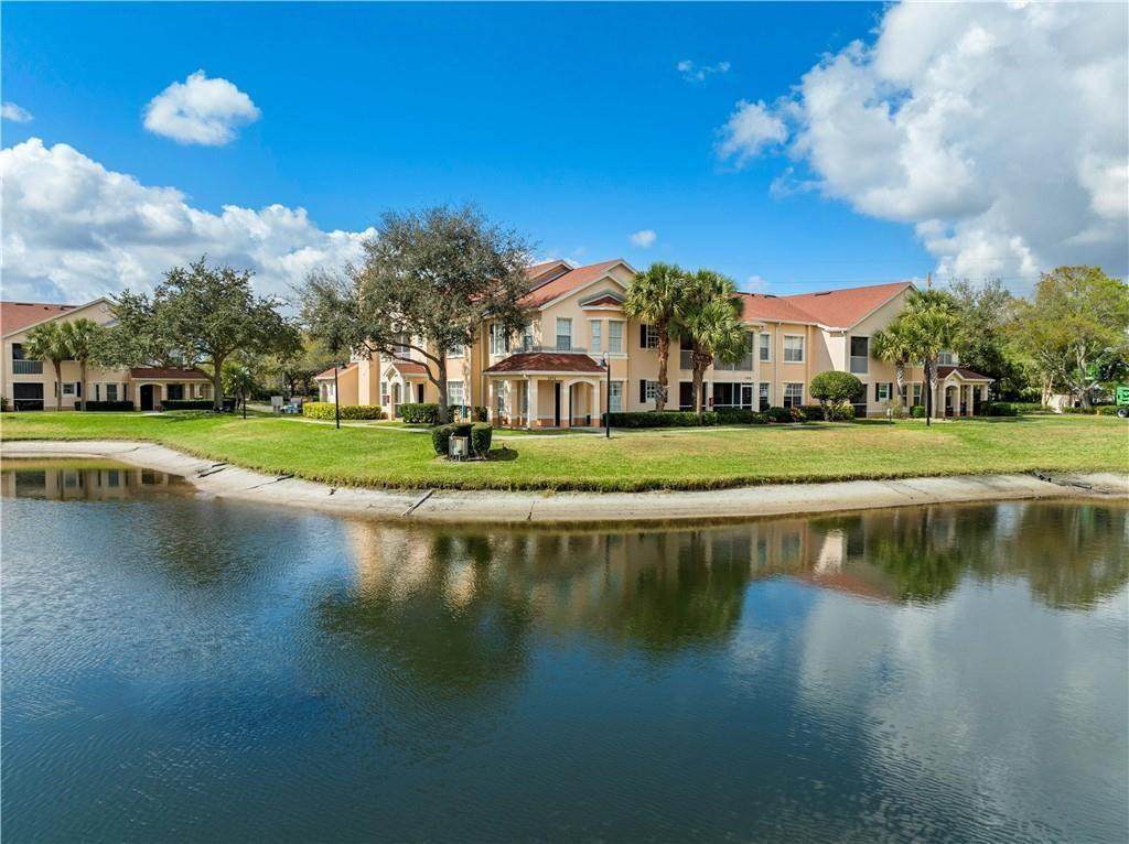 Palm Estates Luxury Condo - Residential