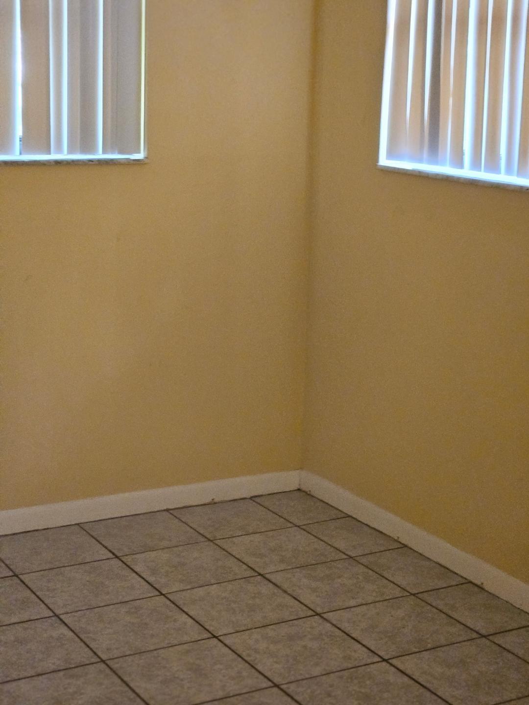 4280 NW 114th Ter 4