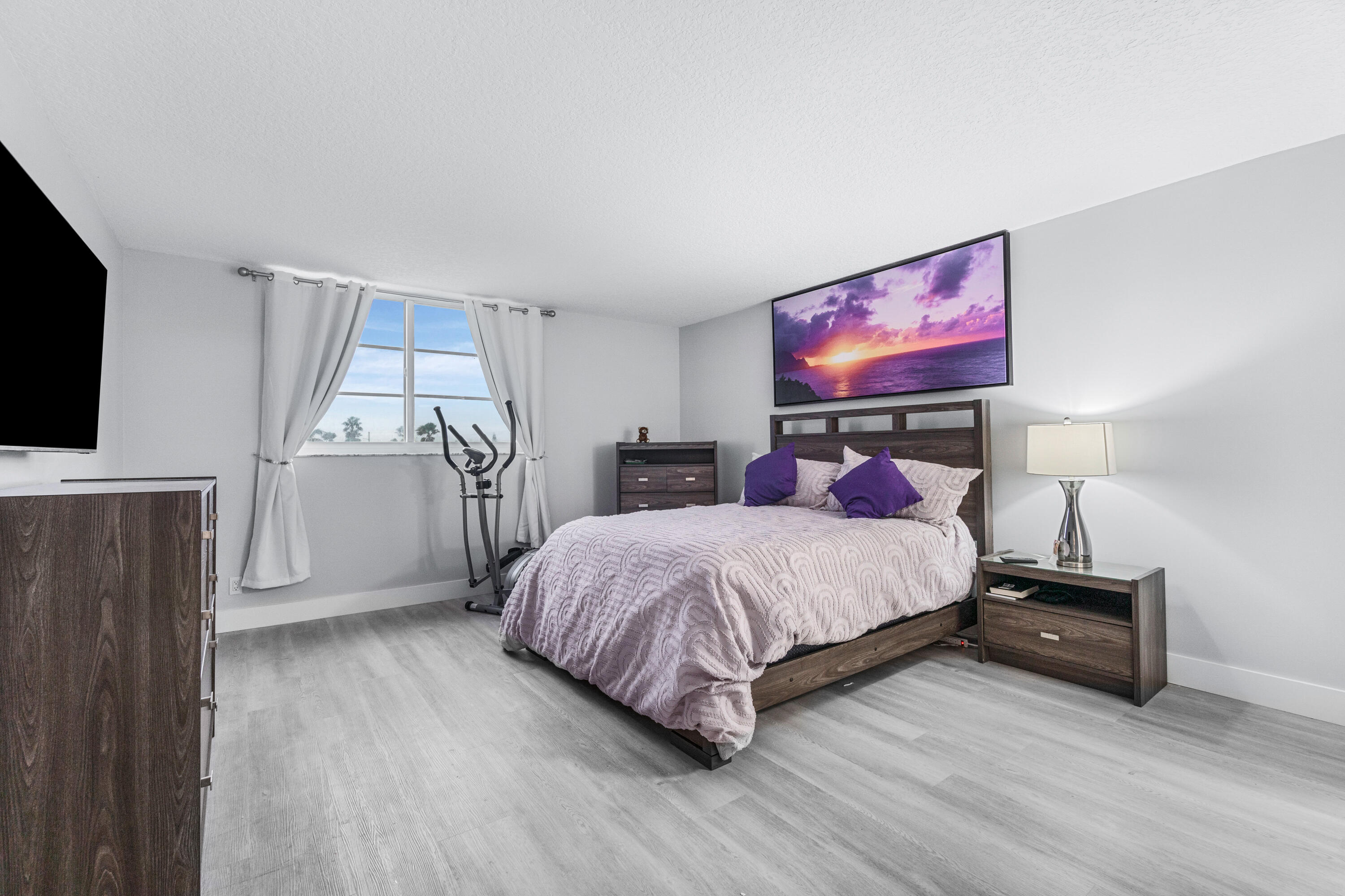 JUNO BY THE SEA CONDO APTS - Residential