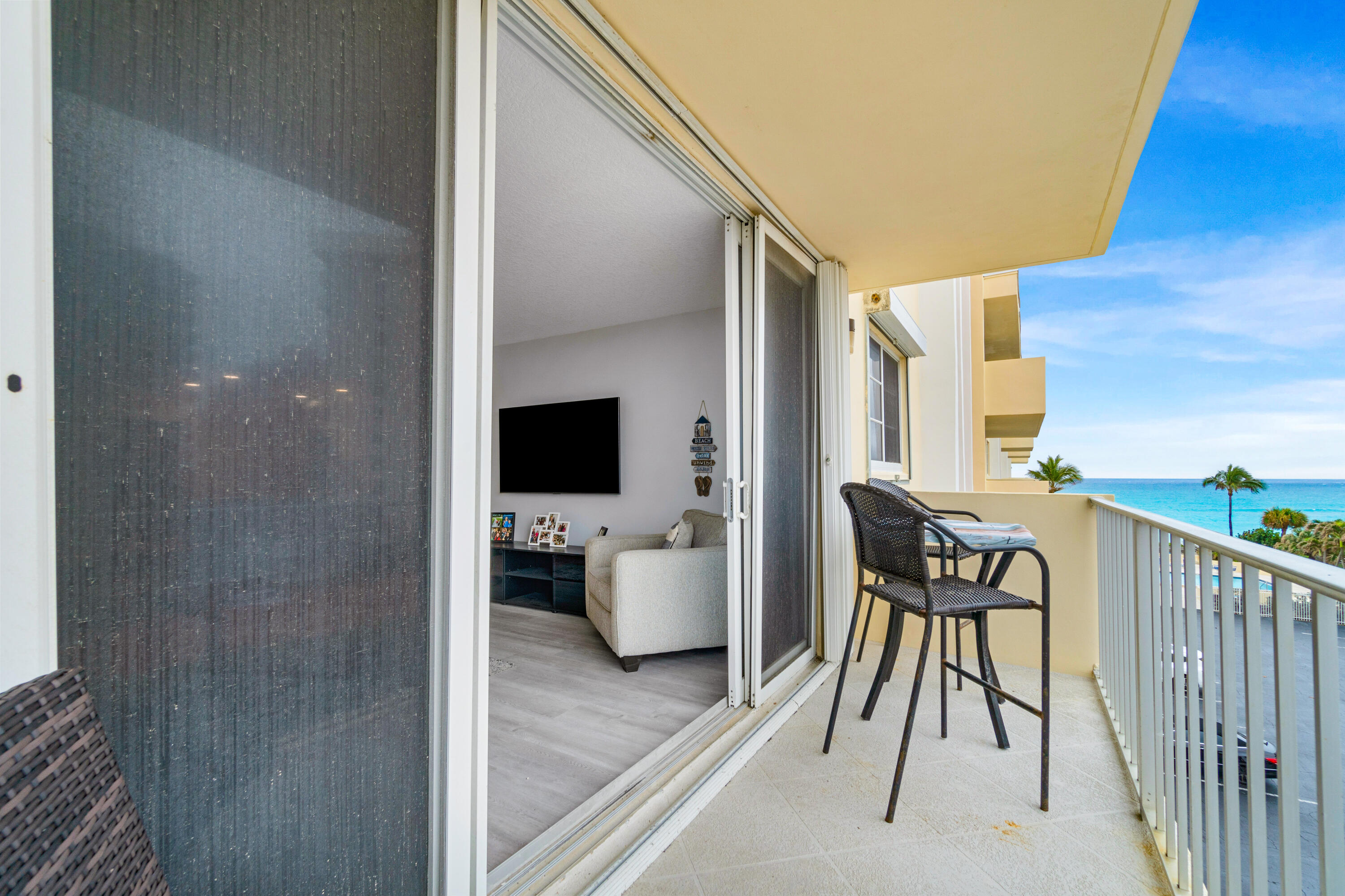 JUNO BY THE SEA CONDO APTS - Residential