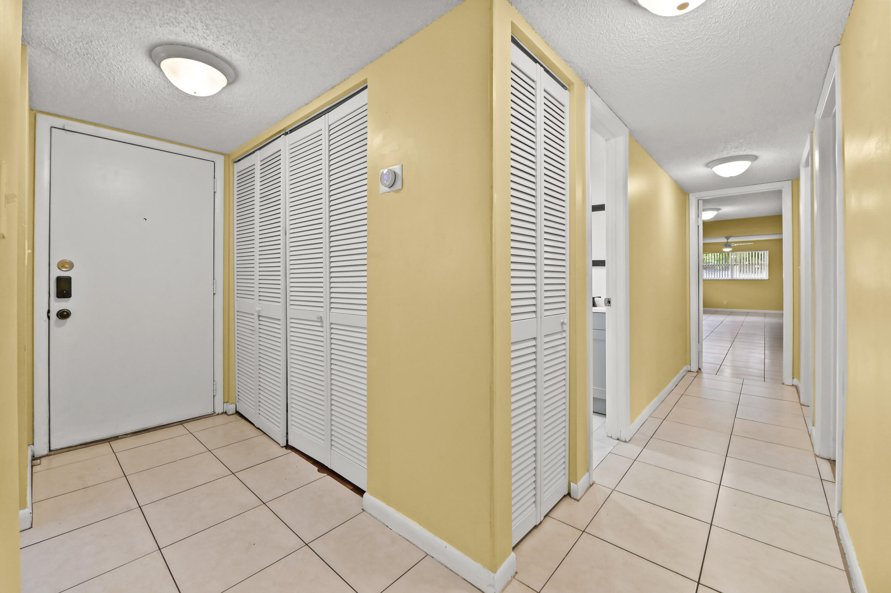 NOVA GARDENS CONDO - Residential