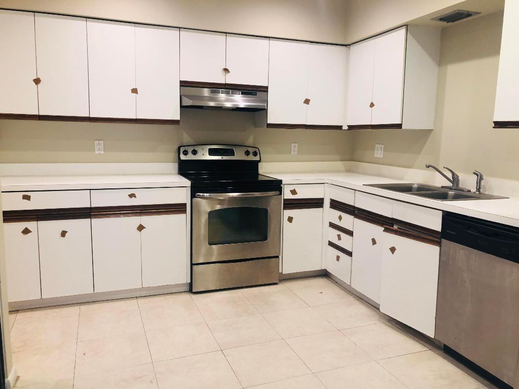 COVENTRY GREEN AT WELLINGTON - Residential