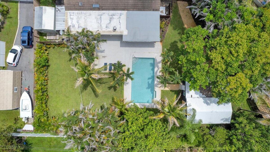 Photo of 2488 NW South Manor Avenue, Stuart, FL 34994 (MLS # B26067713)