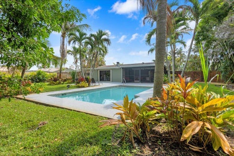 Photo of 2488 NW South Manor Avenue, Stuart, FL 34994 (MLS # B26067713)