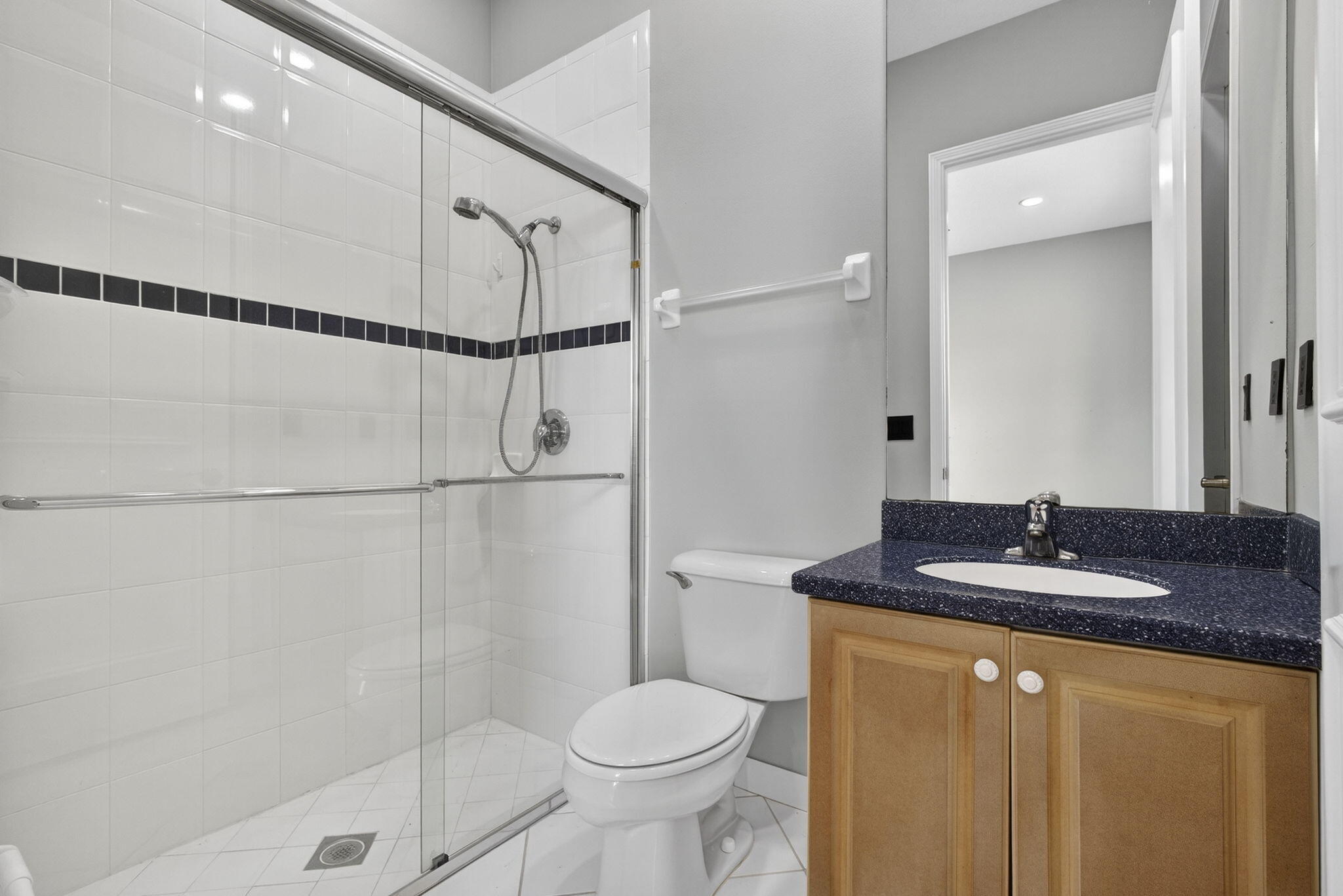 OLYMPIA 1 - Residential