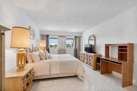 Tiny photo for 7807 Golf Cir Drive #308, Margate, FL 33063 (MLS # B26049275)