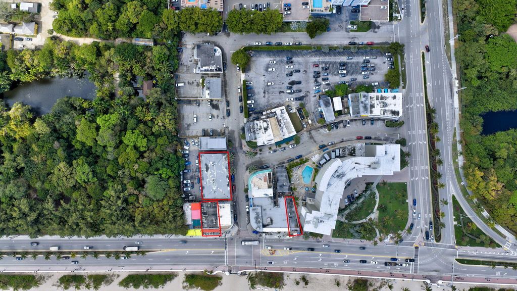 Photo of 841 N Fort Lauderdale Beach Boulevard, Fort Lauderdale, FL (MLS # B26013550)