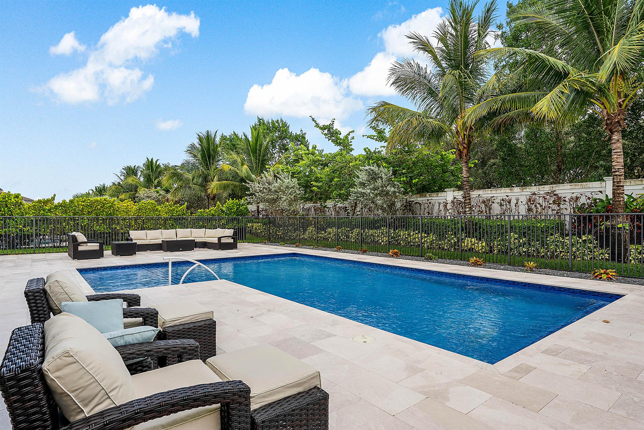 BOCA BRIDGES - Residential