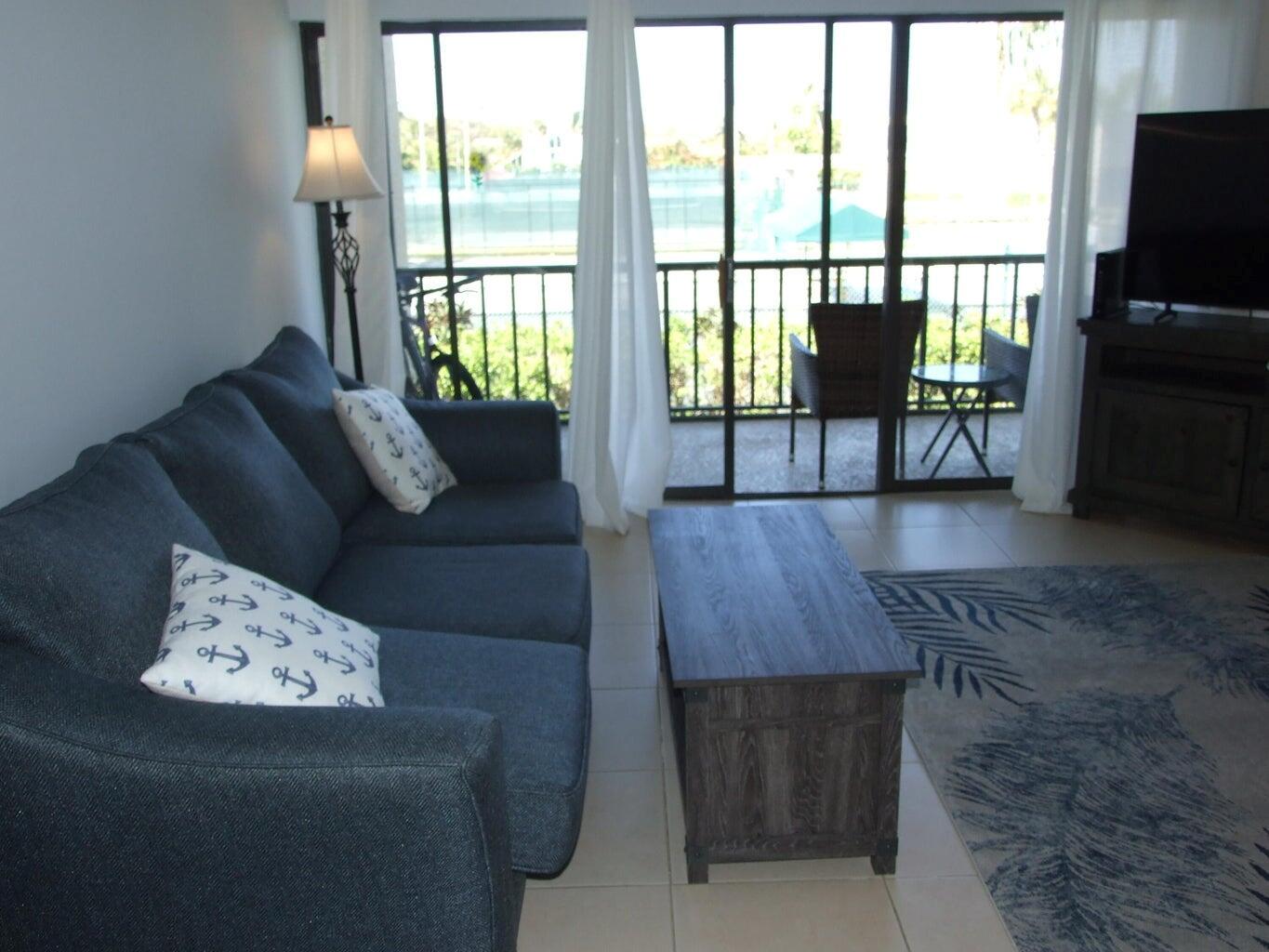 JUPITER OCEAN AND RACQUET - Residential Lease