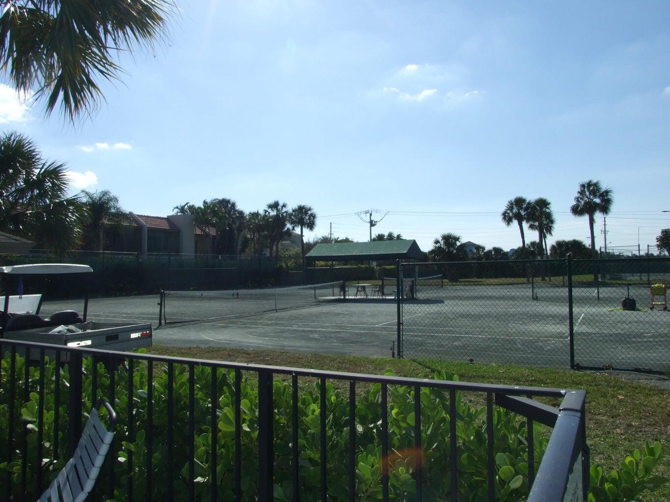 JUPITER OCEAN AND RACQUET - Residential Lease