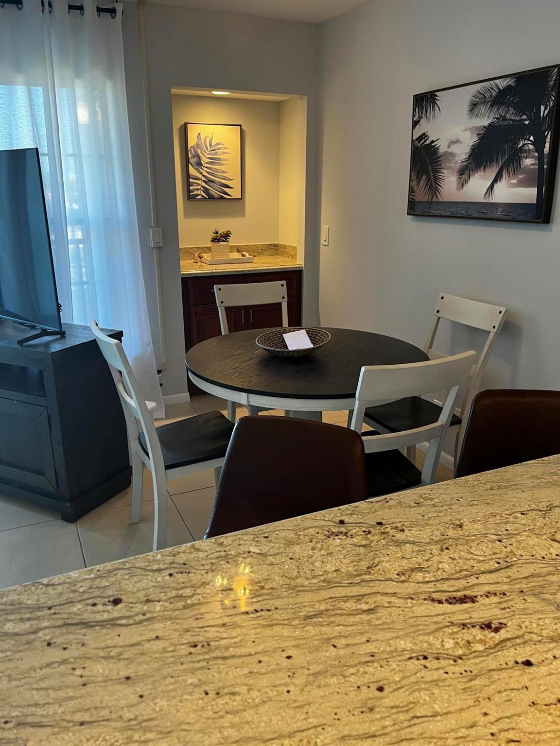 JUPITER OCEAN AND RACQUET - Residential Lease