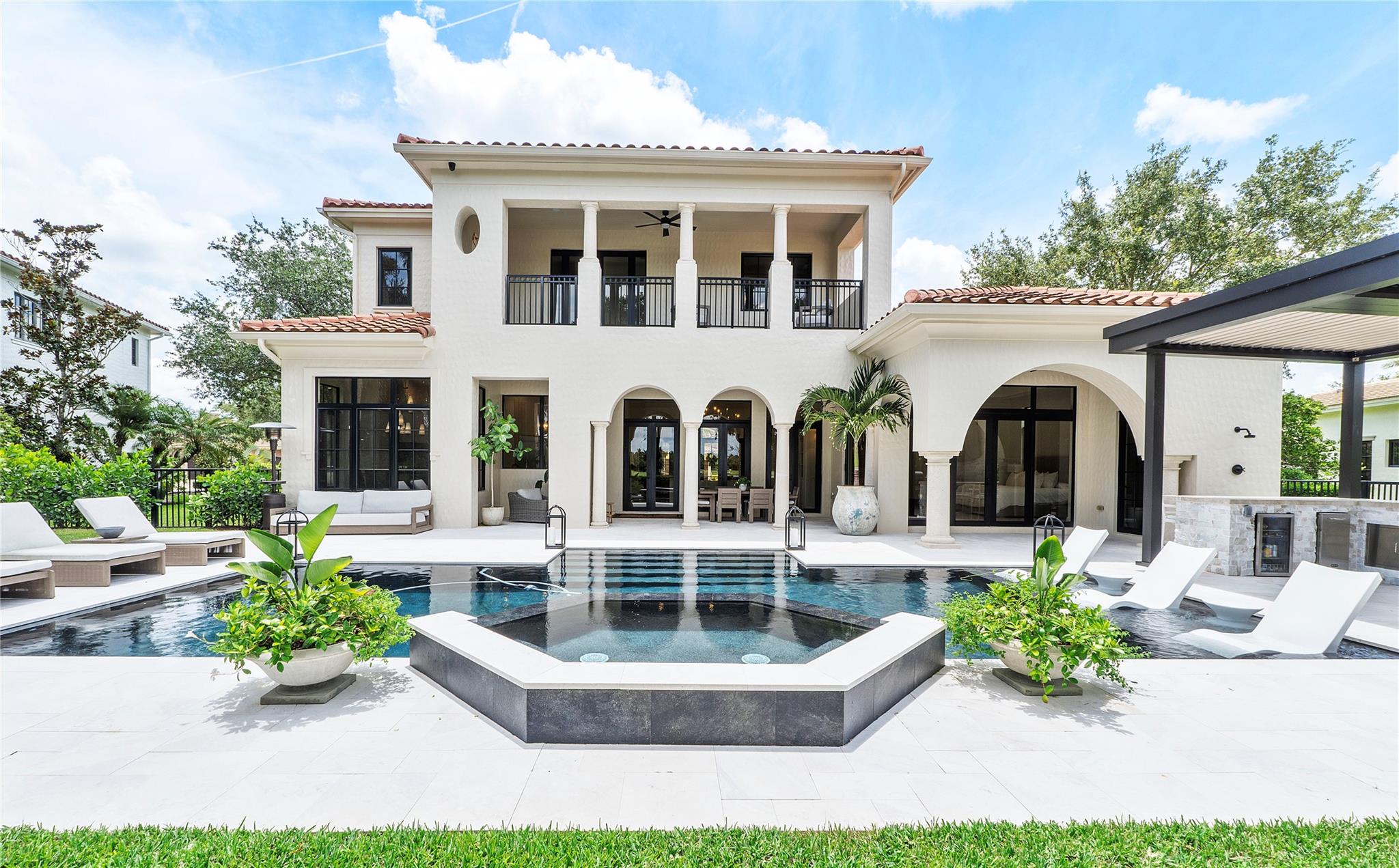 PARKLAND GOLF & COUNTRY CLUB - Residential