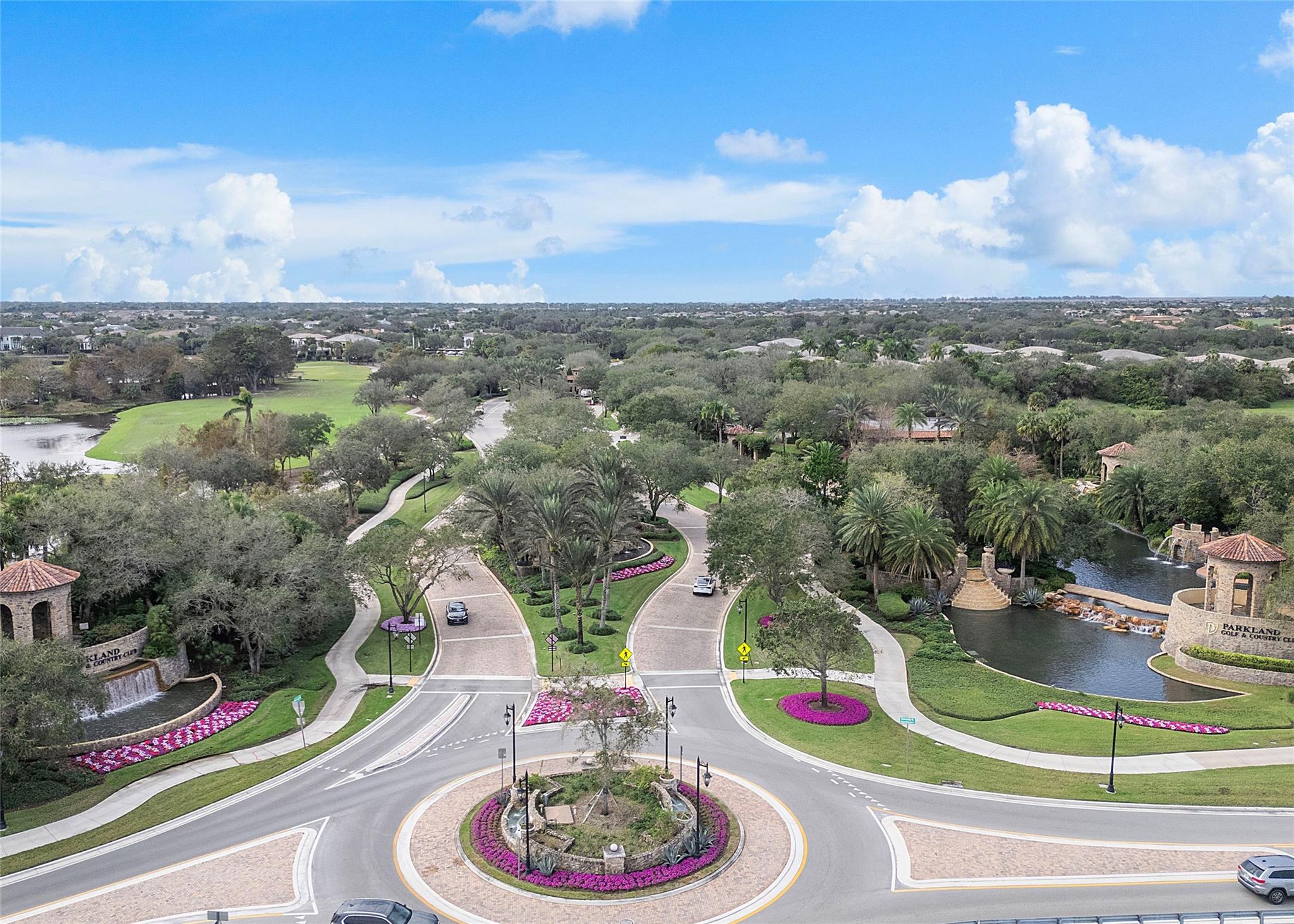 PARKLAND GOLF & COUNTRY CLUB - Residential