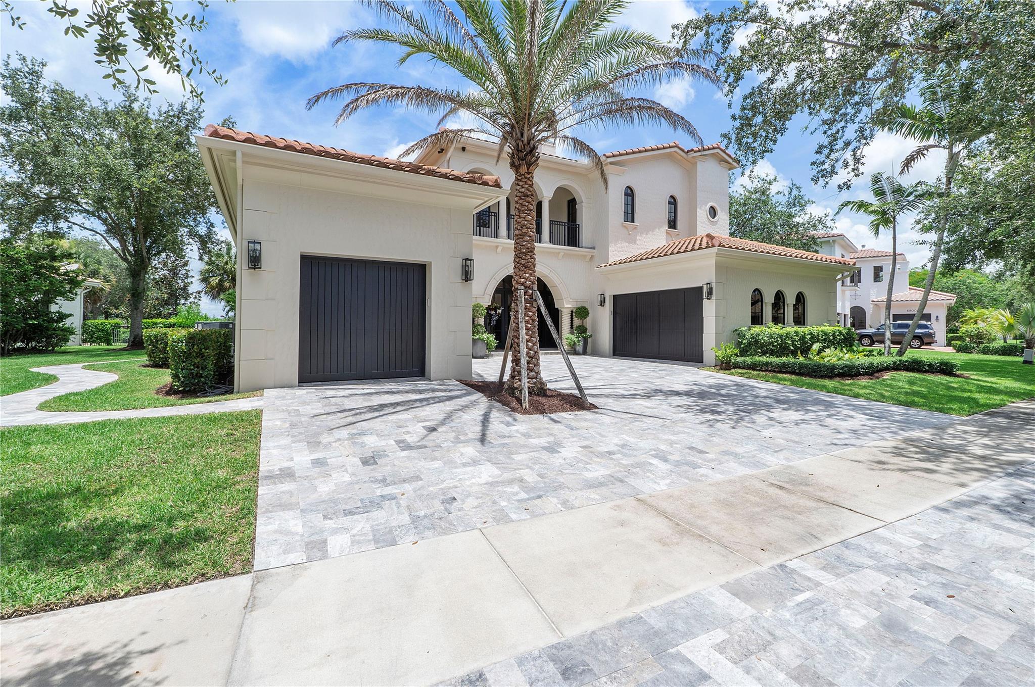 PARKLAND GOLF & COUNTRY CLUB - Residential