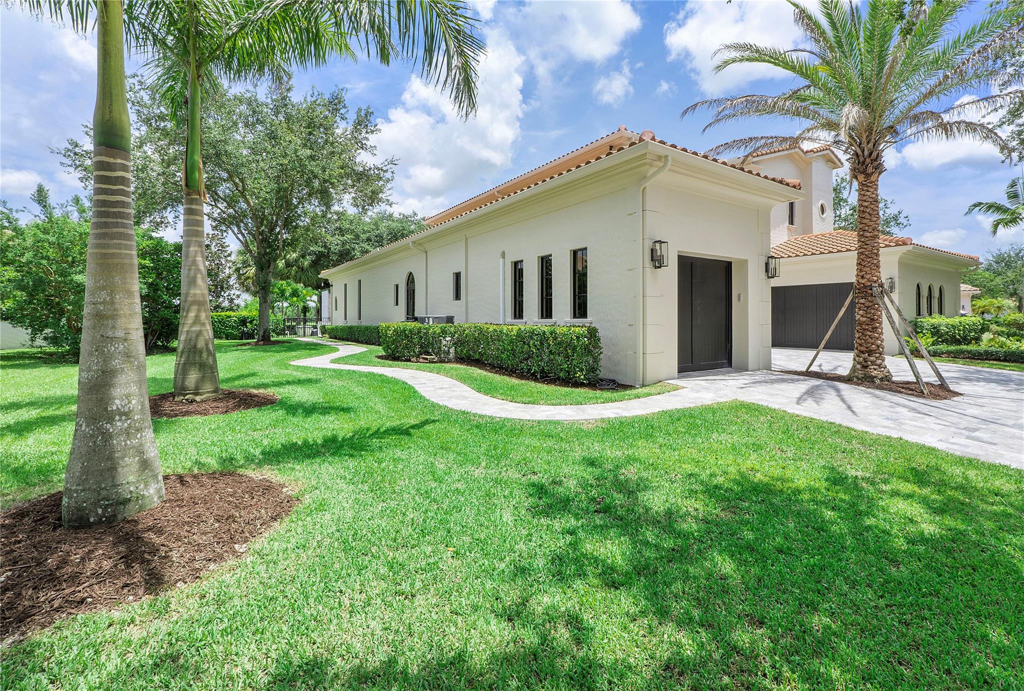 PARKLAND GOLF & COUNTRY CLUB - Residential