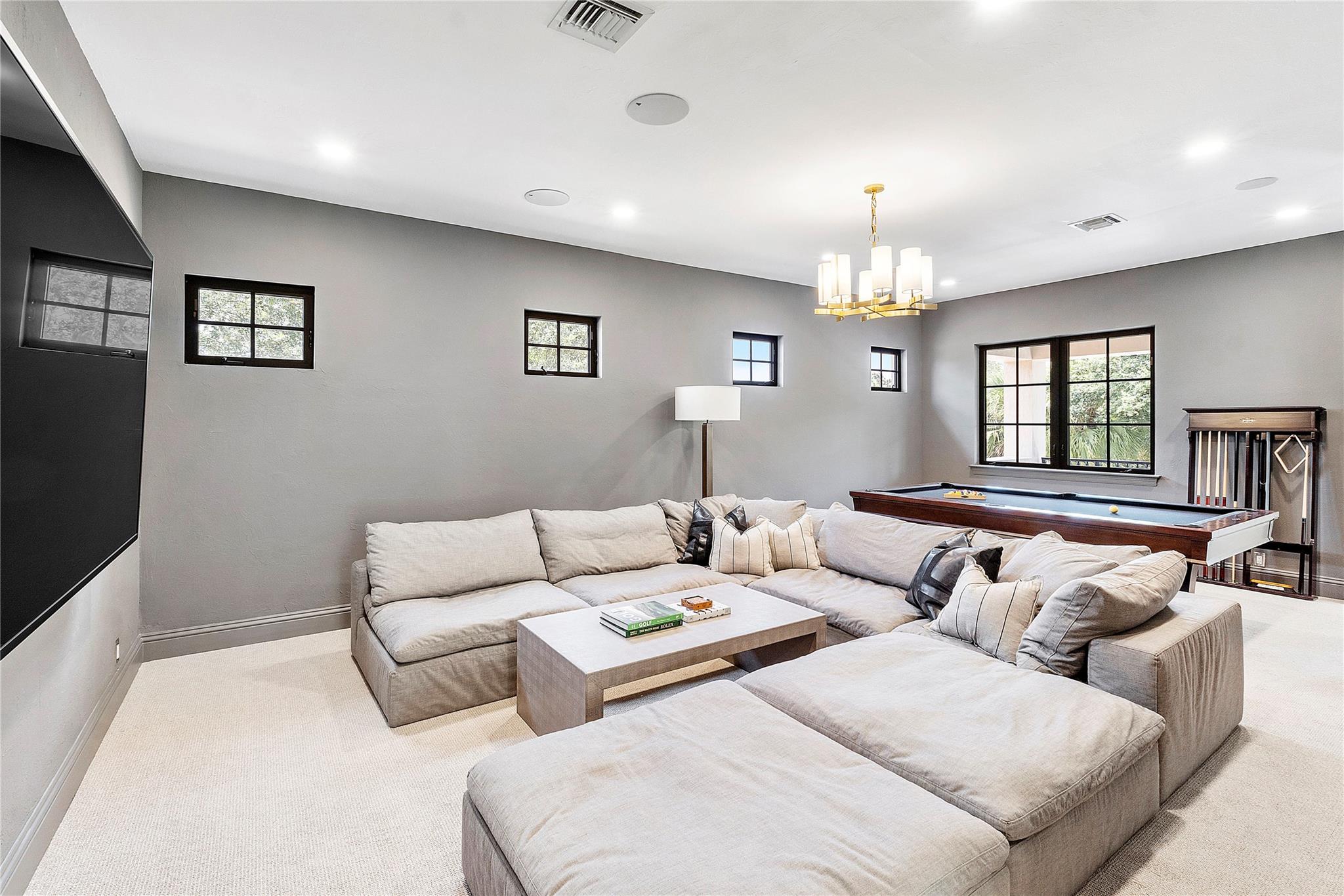 PARKLAND GOLF & COUNTRY CLUB - Residential