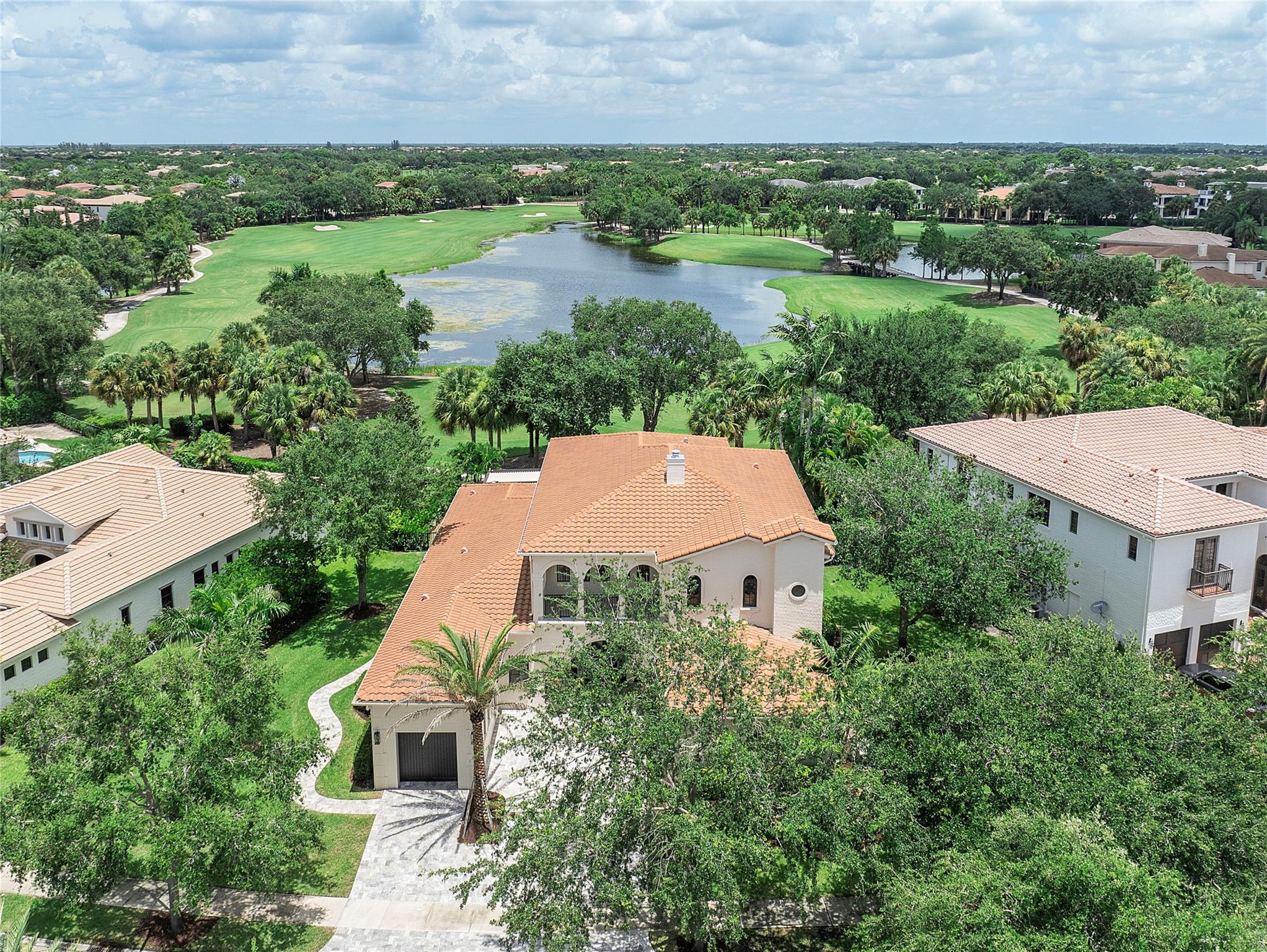 PARKLAND GOLF & COUNTRY CLUB - Residential
