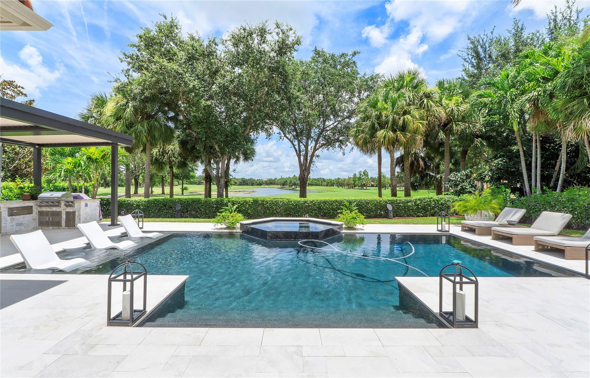 PARKLAND GOLF & COUNTRY CLUB - Residential