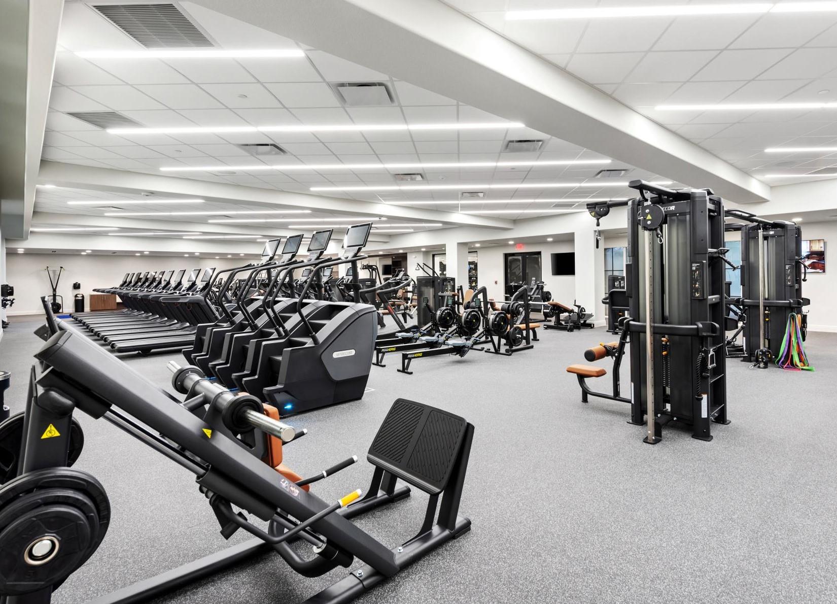 PARKLAND GOLF & COUNTRY CLUB - Residential