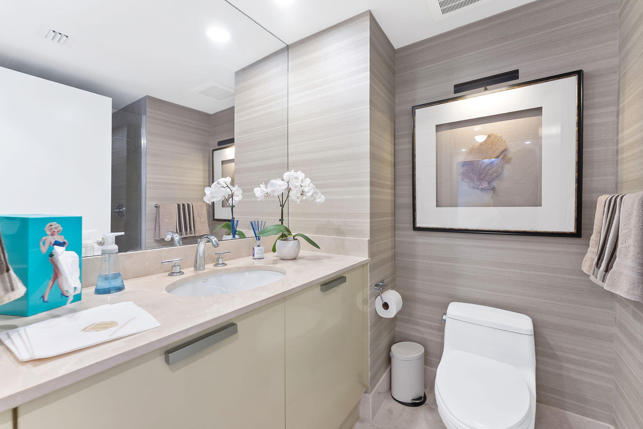 LA RIVE CONDO - Residential