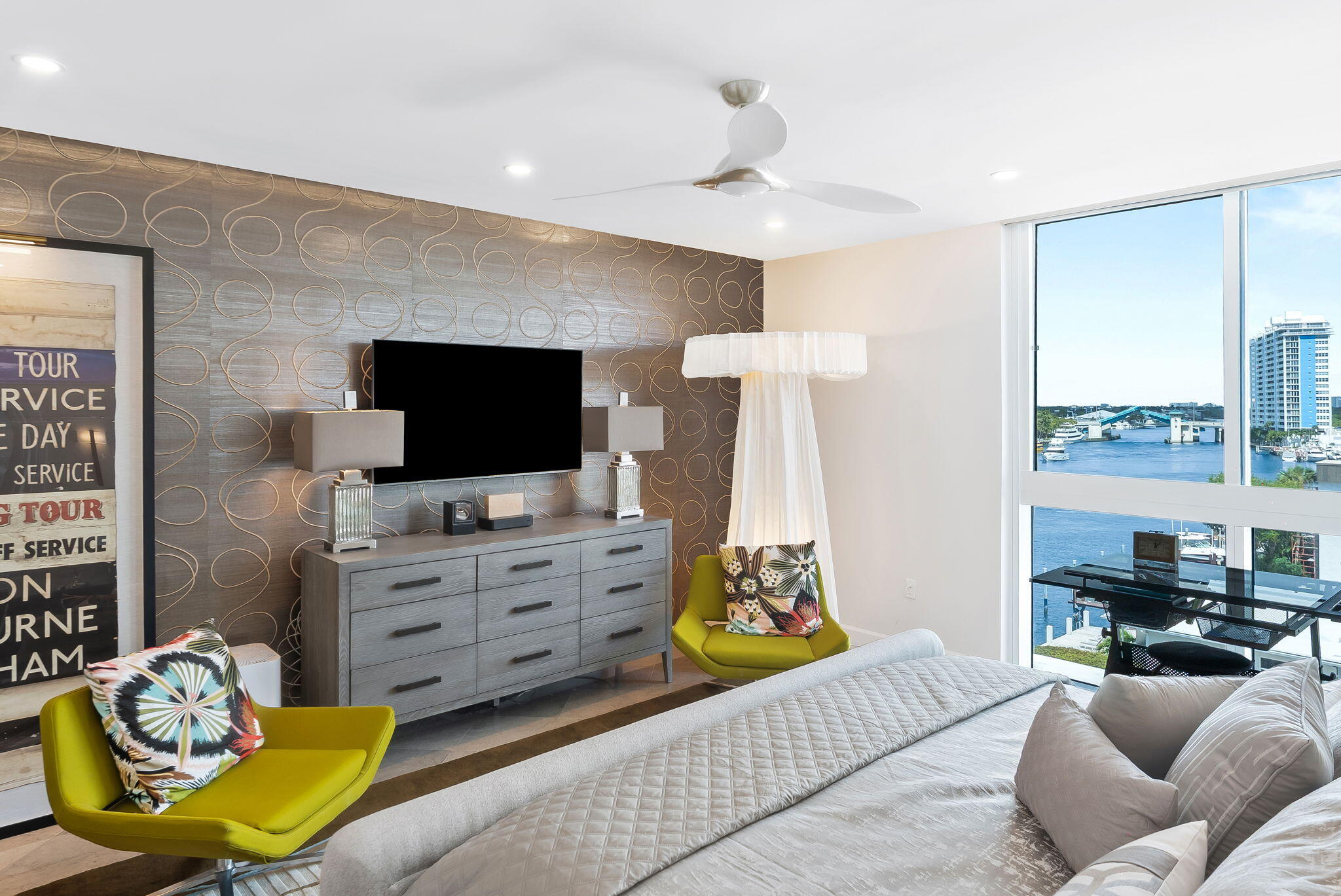 LA RIVE CONDO - Residential