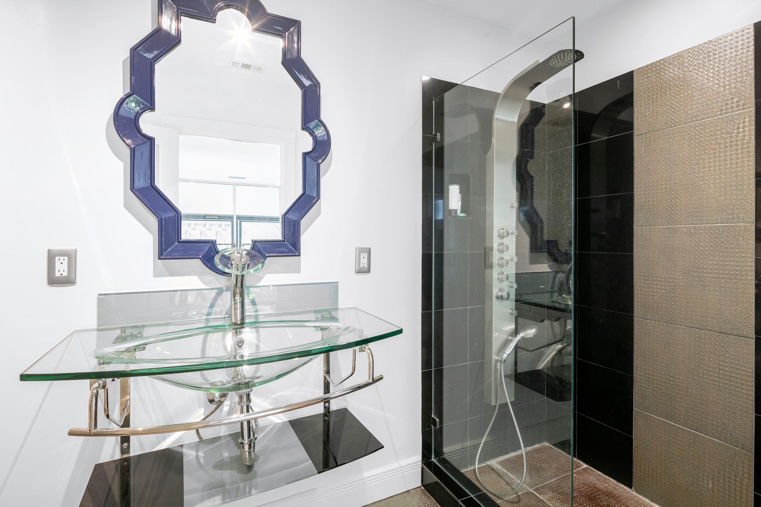 THE SANCTUARY - Residential