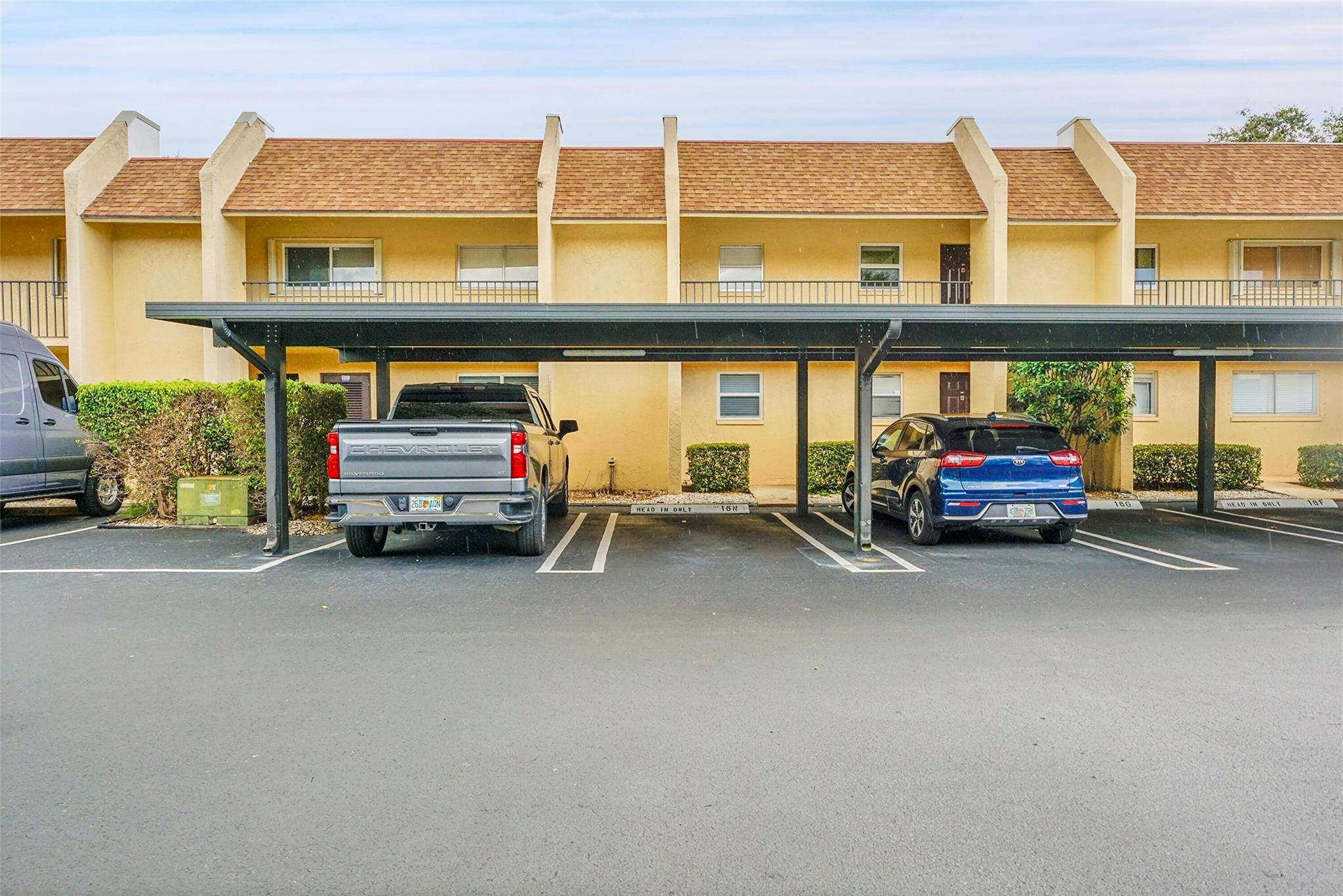 Prime Location in East Delray Beach – All Ages Welcome!
Discover the perfect blend of convenience and potential in this ideally located unit Delray Beach! Just minutes from shopping, dining, and the vibrant energy of Downtown Delray, this all-ages community offers unmatched value.
This unit features brand-new impact windows and a sliding glass door, offering peace of mind and energy efficiency. It’s move-in ready and just waiting for you to add your personal touches and design vision.
Enjoy being steps away from the community pool, clubhouse, fitness center, and tennis courts. A covered parking spot is also included for your comfort and convenience.
Whether you're a year-round resident or looking for a vacation getaway, this is an opportunity you won’t want to miss!