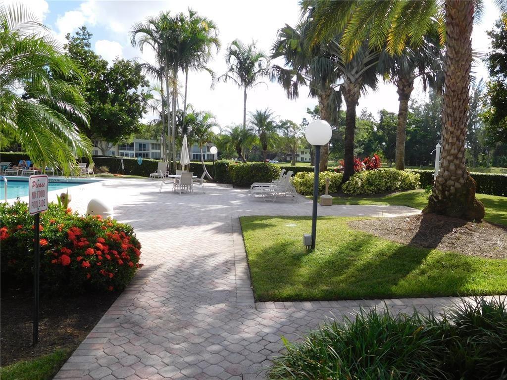 PALM-AIRE COUNTRY CLUB 50 - Residential Lease