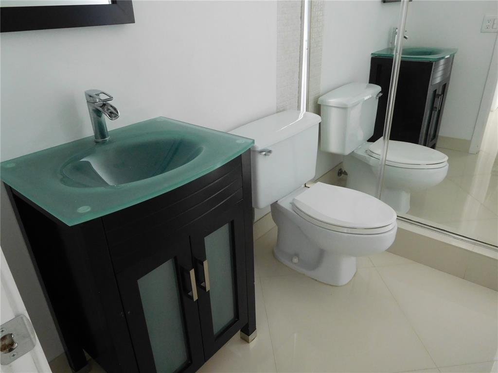 PALM-AIRE COUNTRY CLUB 50 - Residential Lease