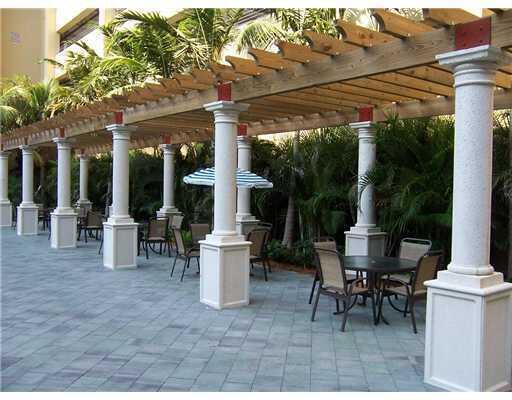 VIZCAYA LAKES CONDO - Residential Lease