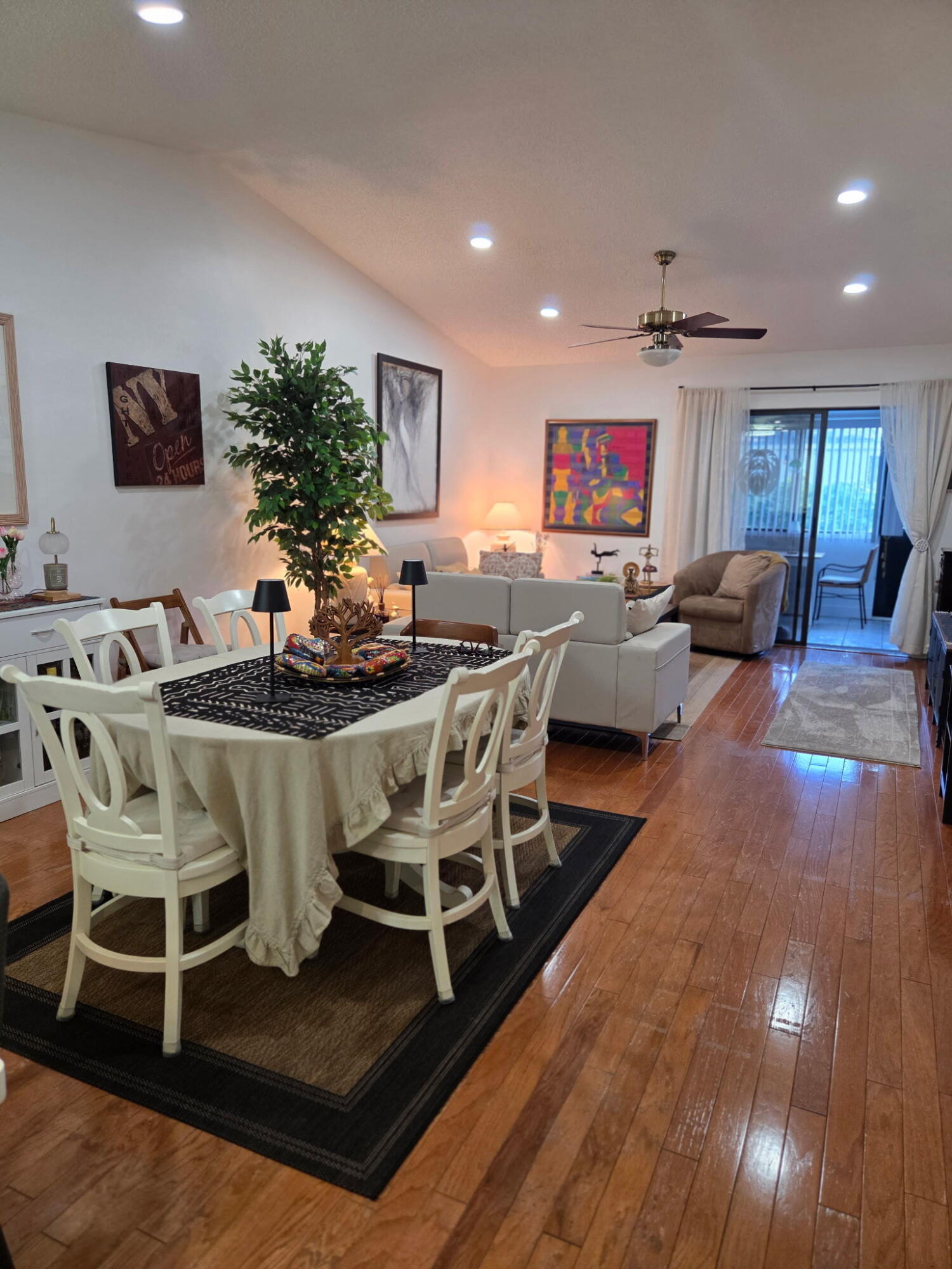 ARBOURS II OF THE PALM BEACHES CONDO - Residential