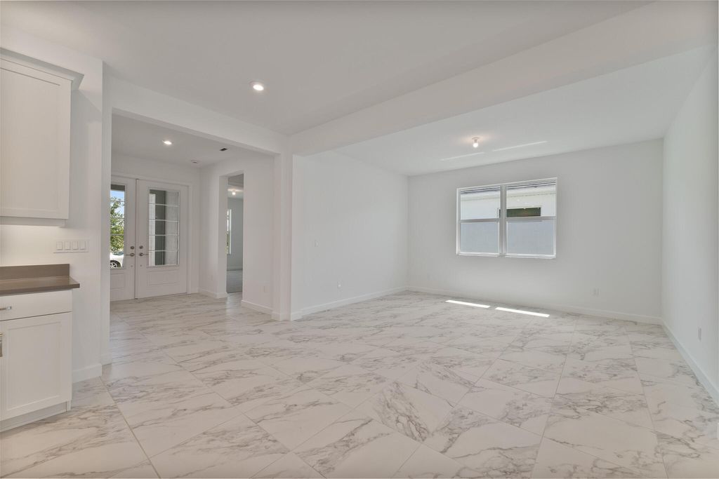 Photo of 9819 SW Veronese Drive, Port Saint Lucie, FL 34987 (MLS # R10972064)