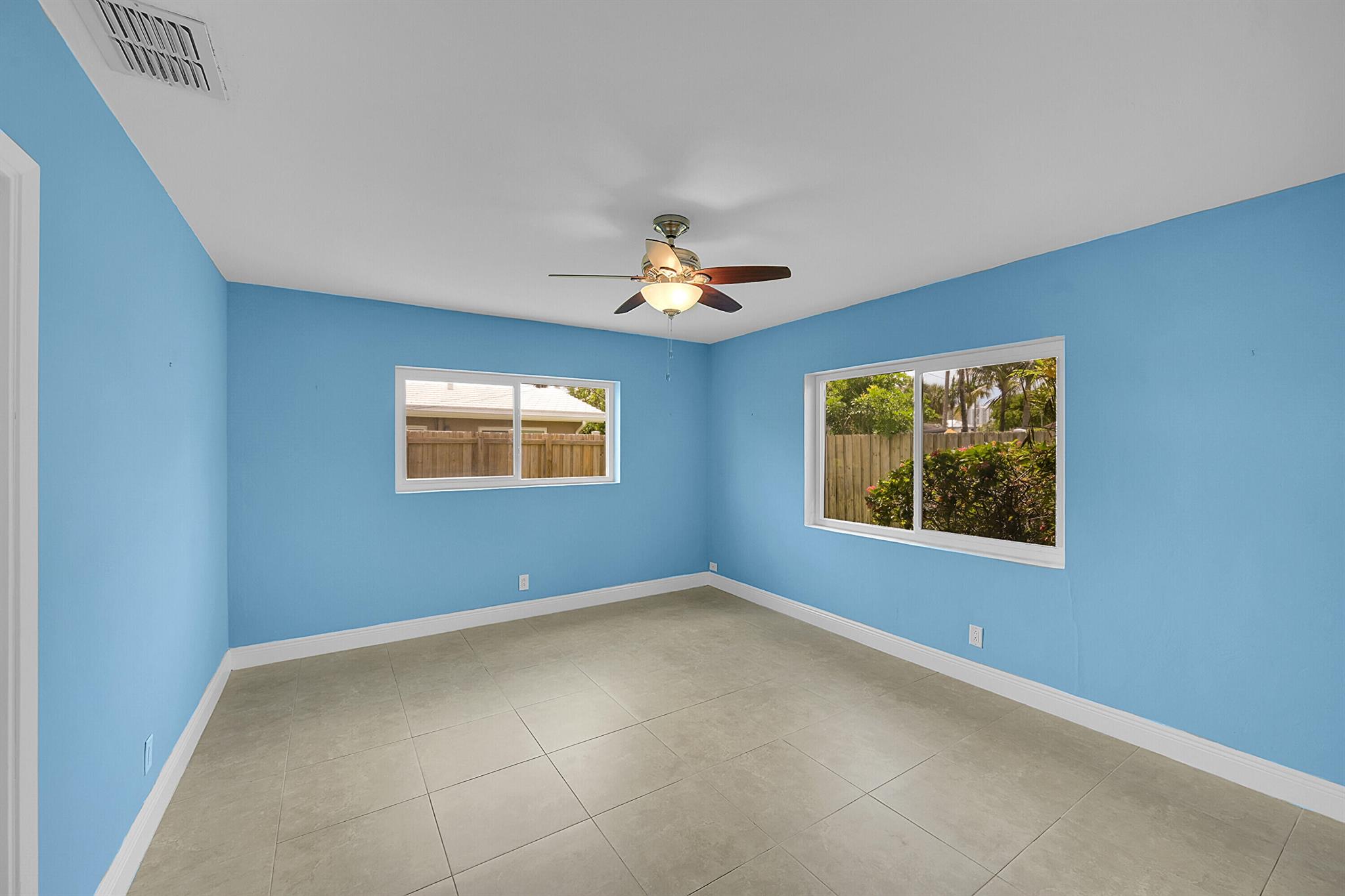 Pompano Beach, Florida 33062, United States, 2 Bedrooms Bedrooms, ,2 BathroomsBathrooms,Residential,Active,209604