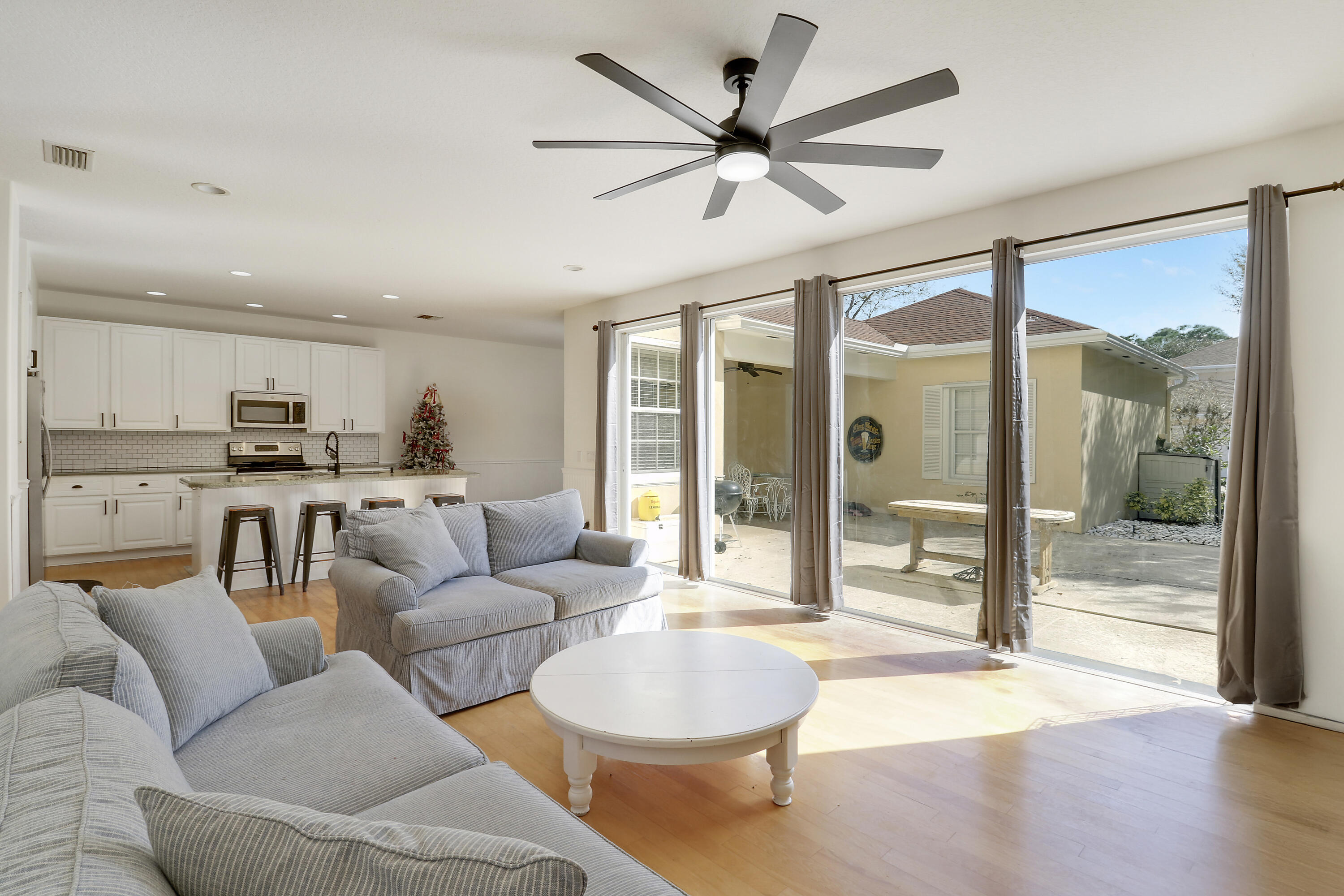 CAMBRIDGE AT ABACOA - Residential