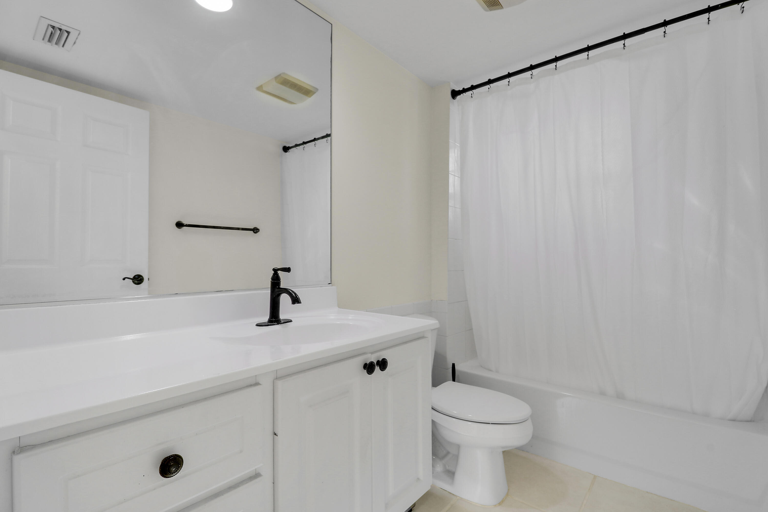 CAMBRIDGE AT ABACOA - Residential