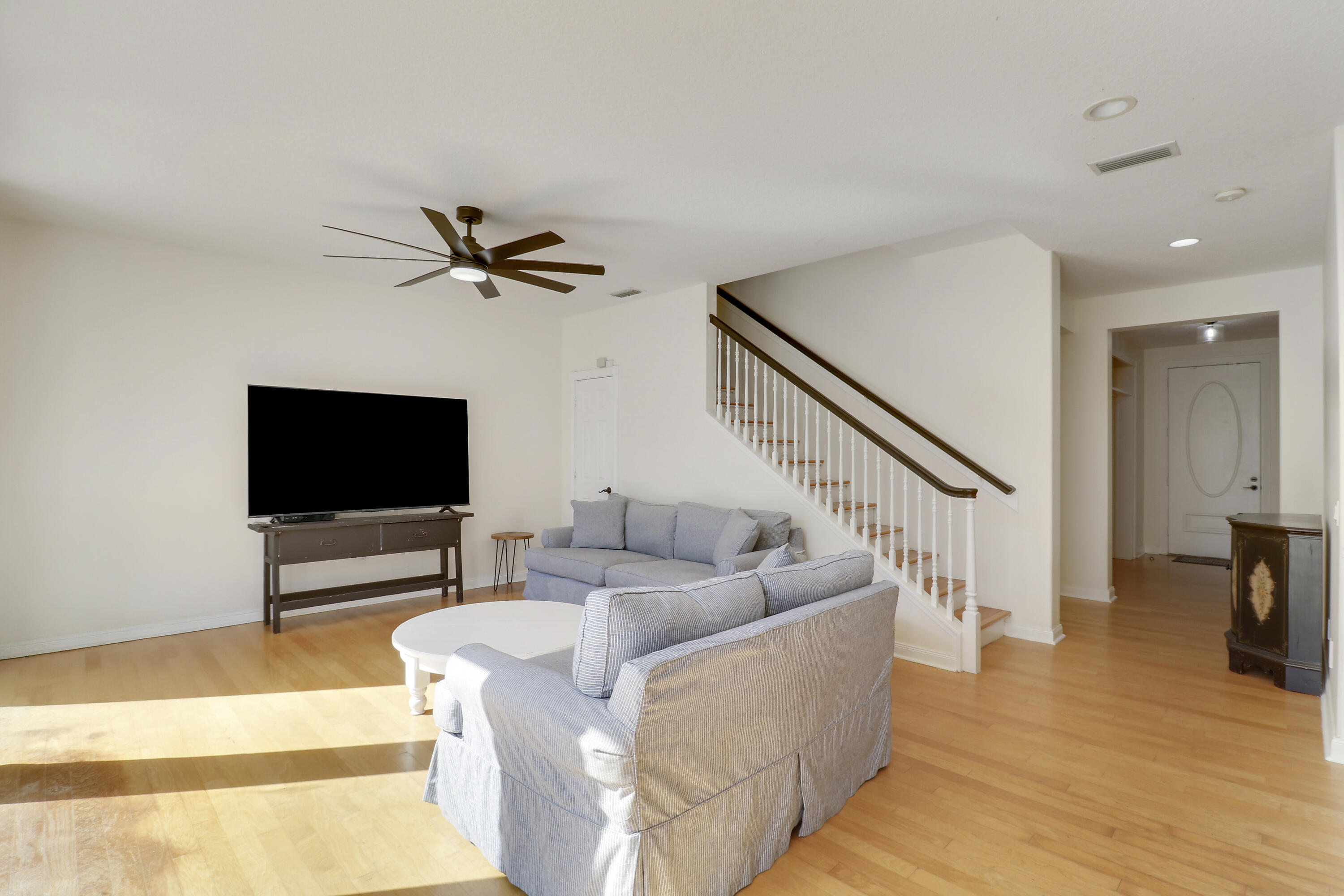 CAMBRIDGE AT ABACOA - Residential