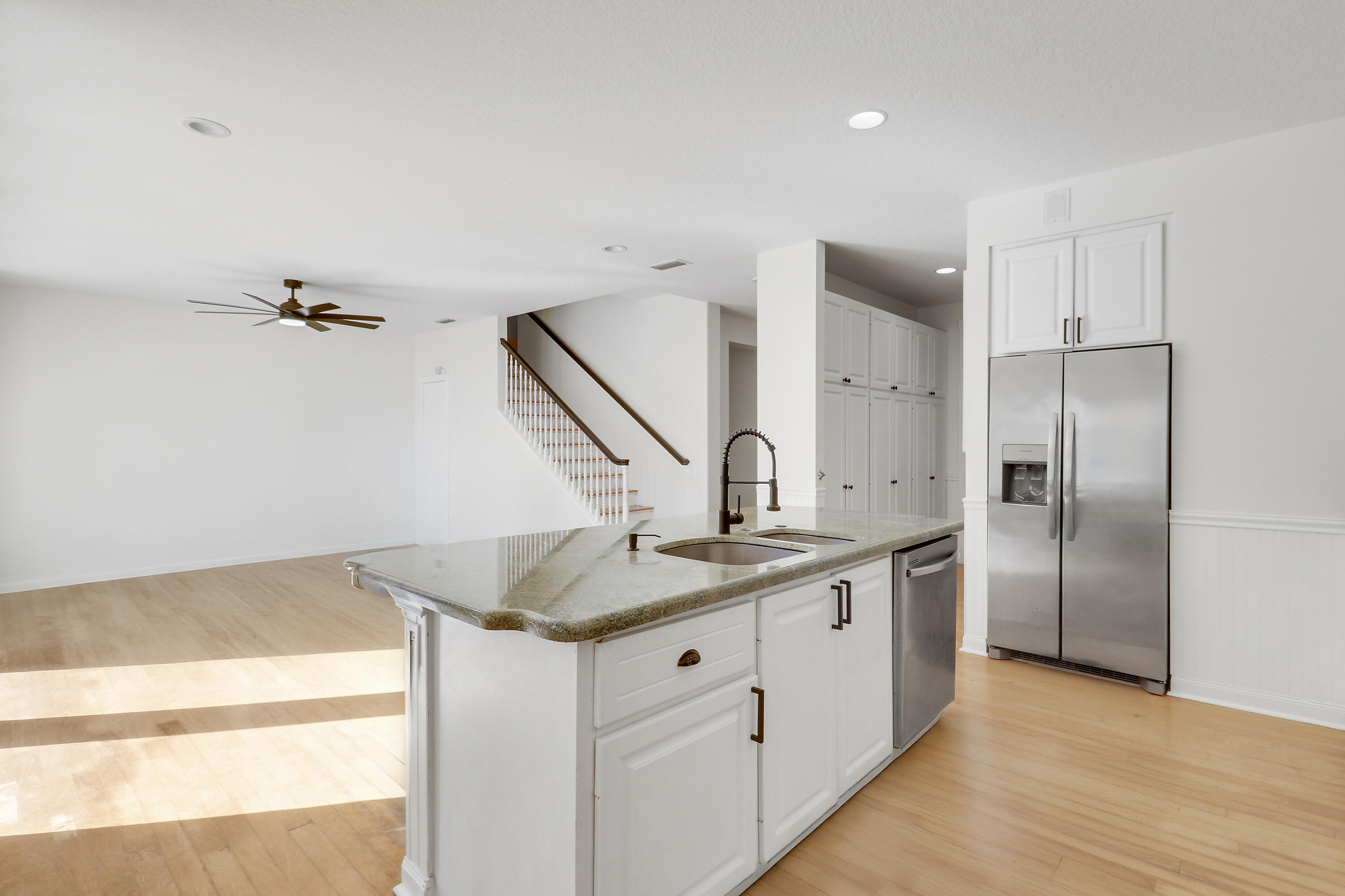 CAMBRIDGE AT ABACOA - Residential