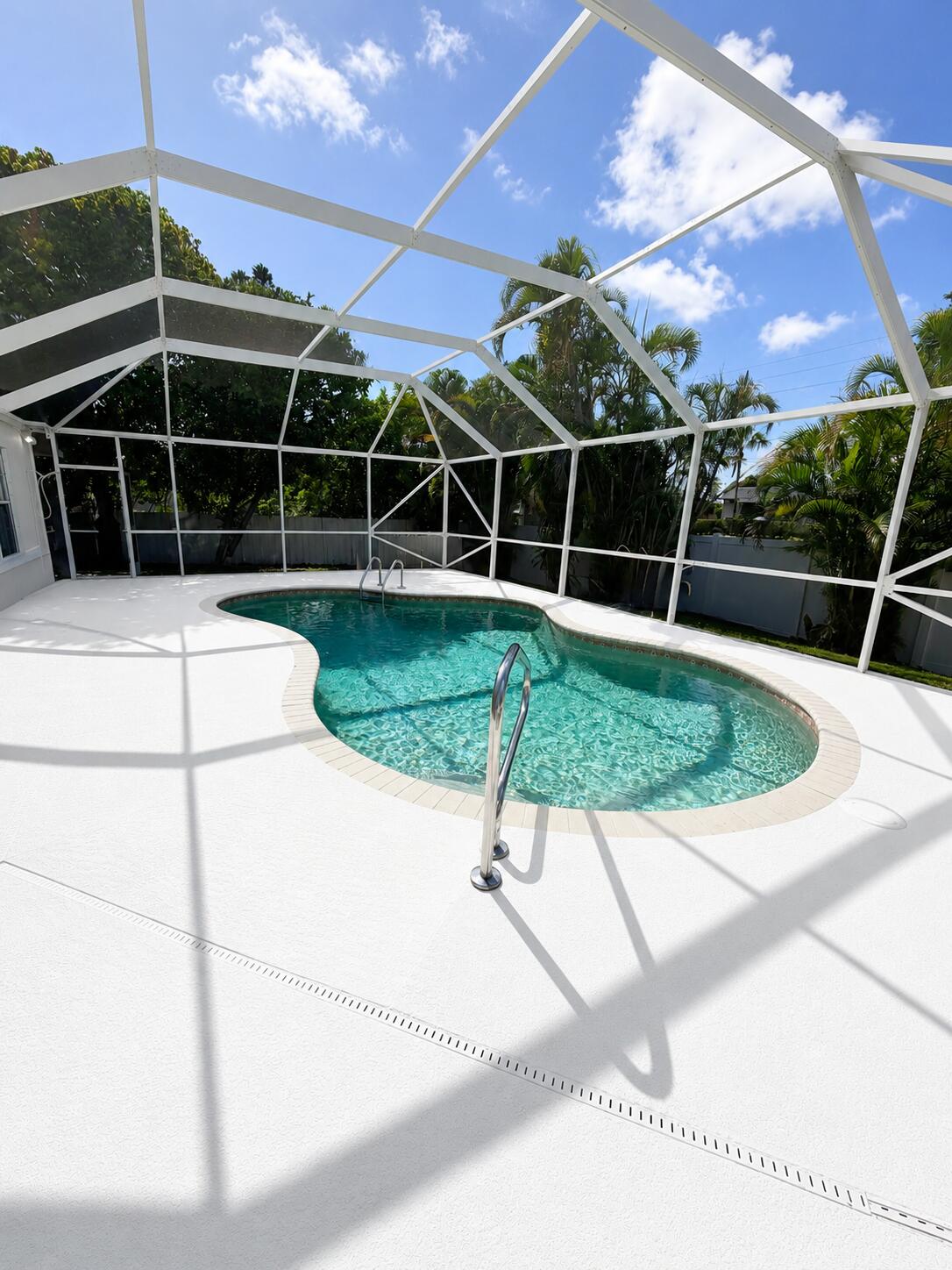 PALM CLUB WEST VILLAGE 2 - Residential