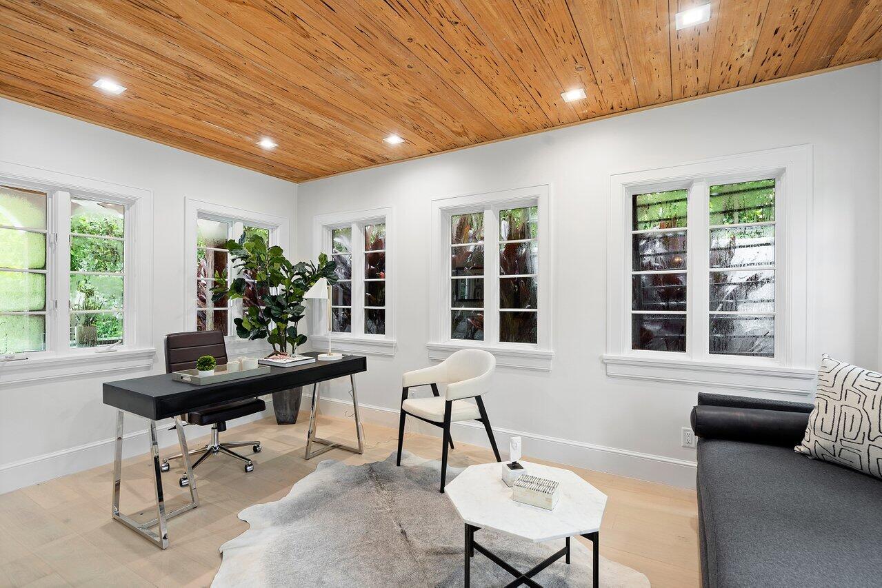 POINCIANA PARK 2ND ADD - Residential