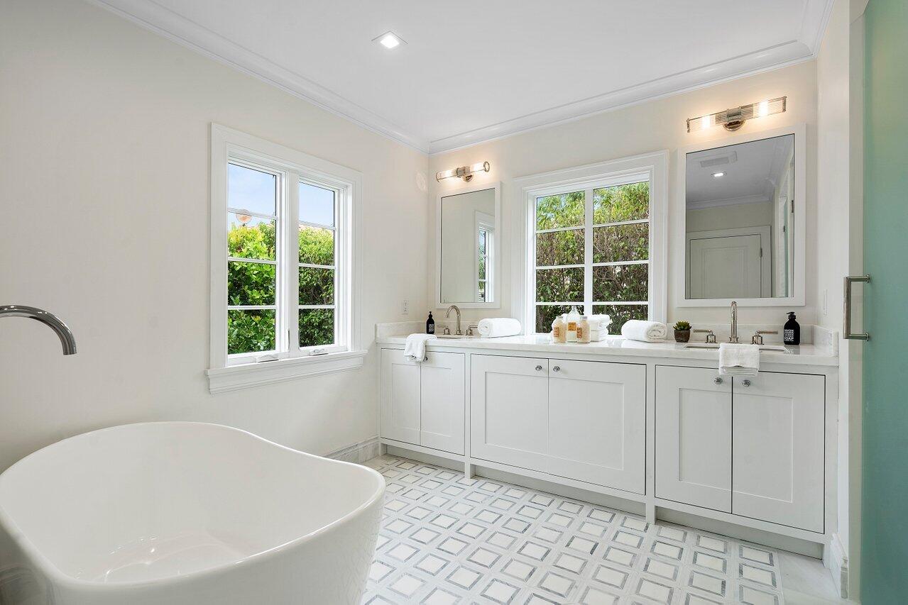 POINCIANA PARK 2ND ADD - Residential