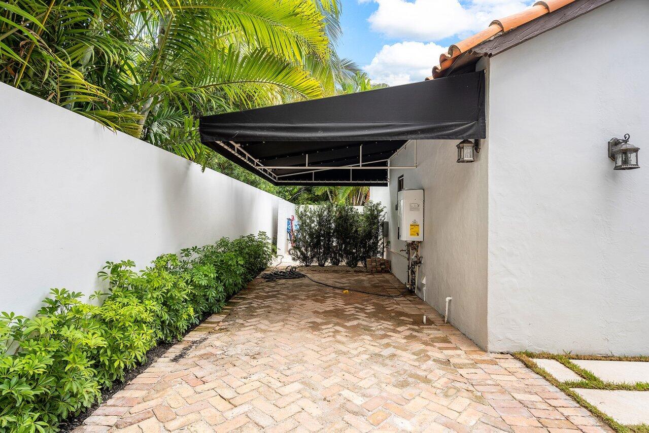 POINCIANA PARK 2ND ADD - Residential